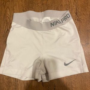 White Nike pro spanks
